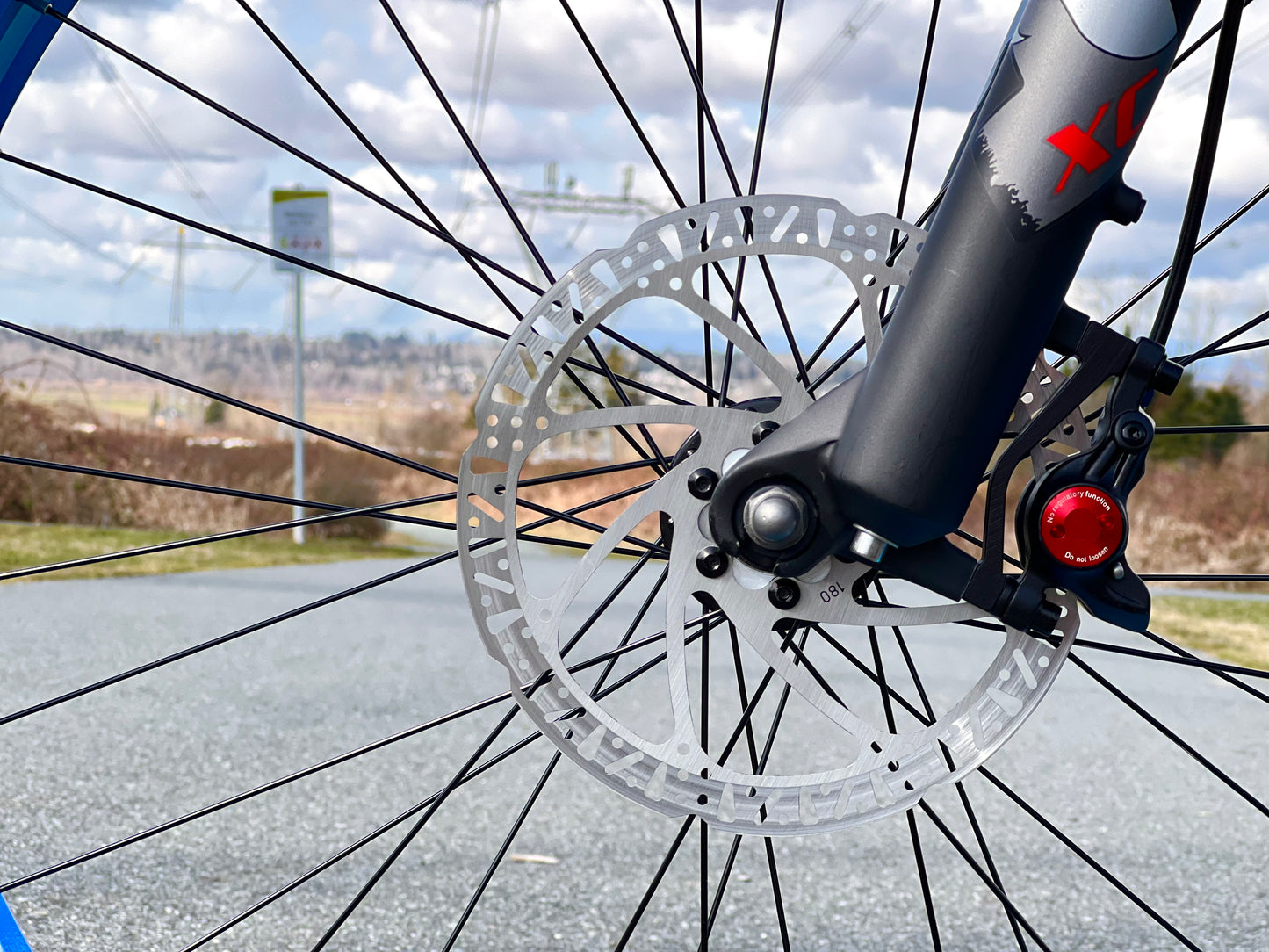 LANKELEISI | Vélo de montagne électrique RV700 Explorer