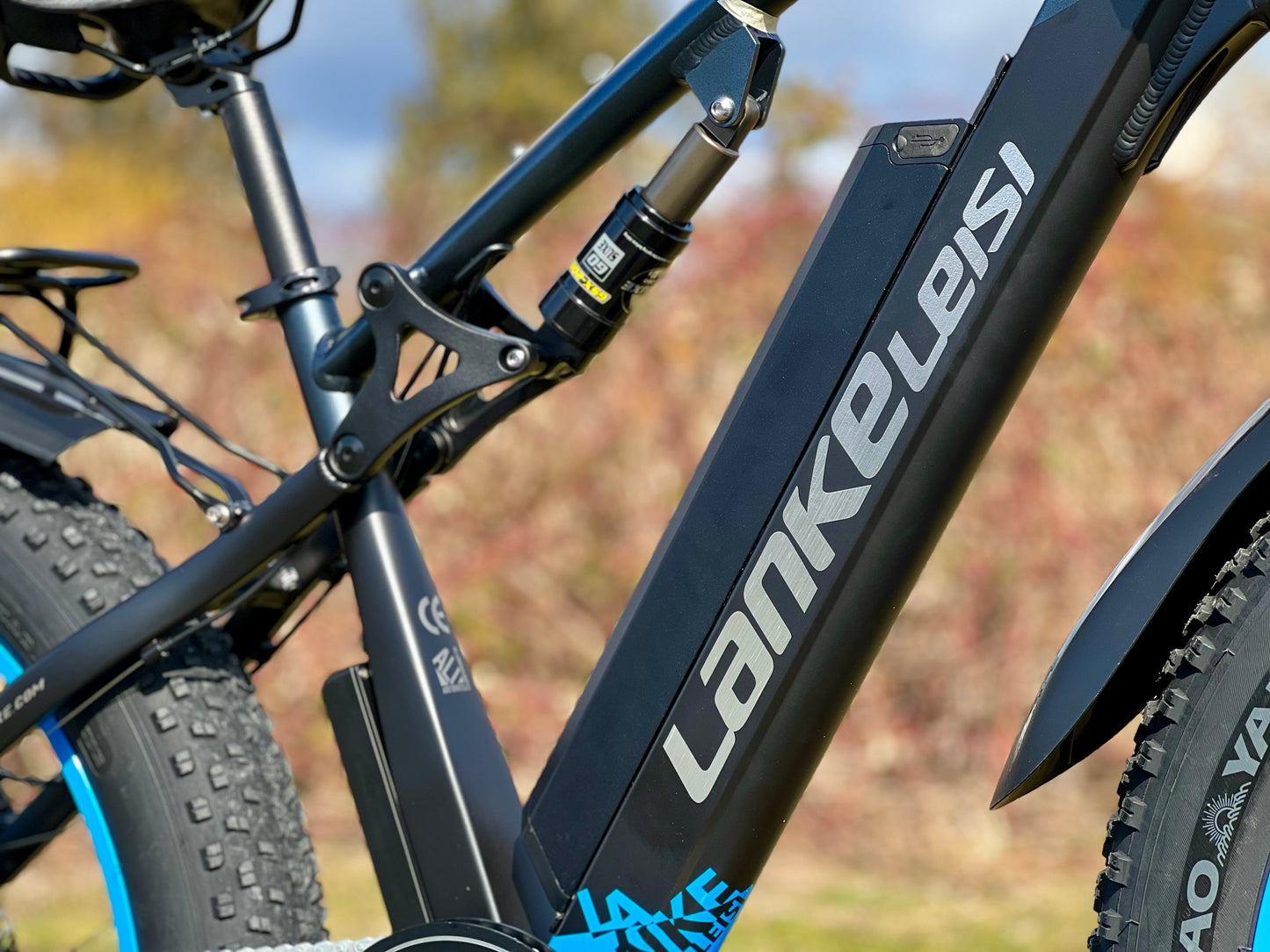LANKELEISI | Vélo de montagne électrique RV700 Explorer